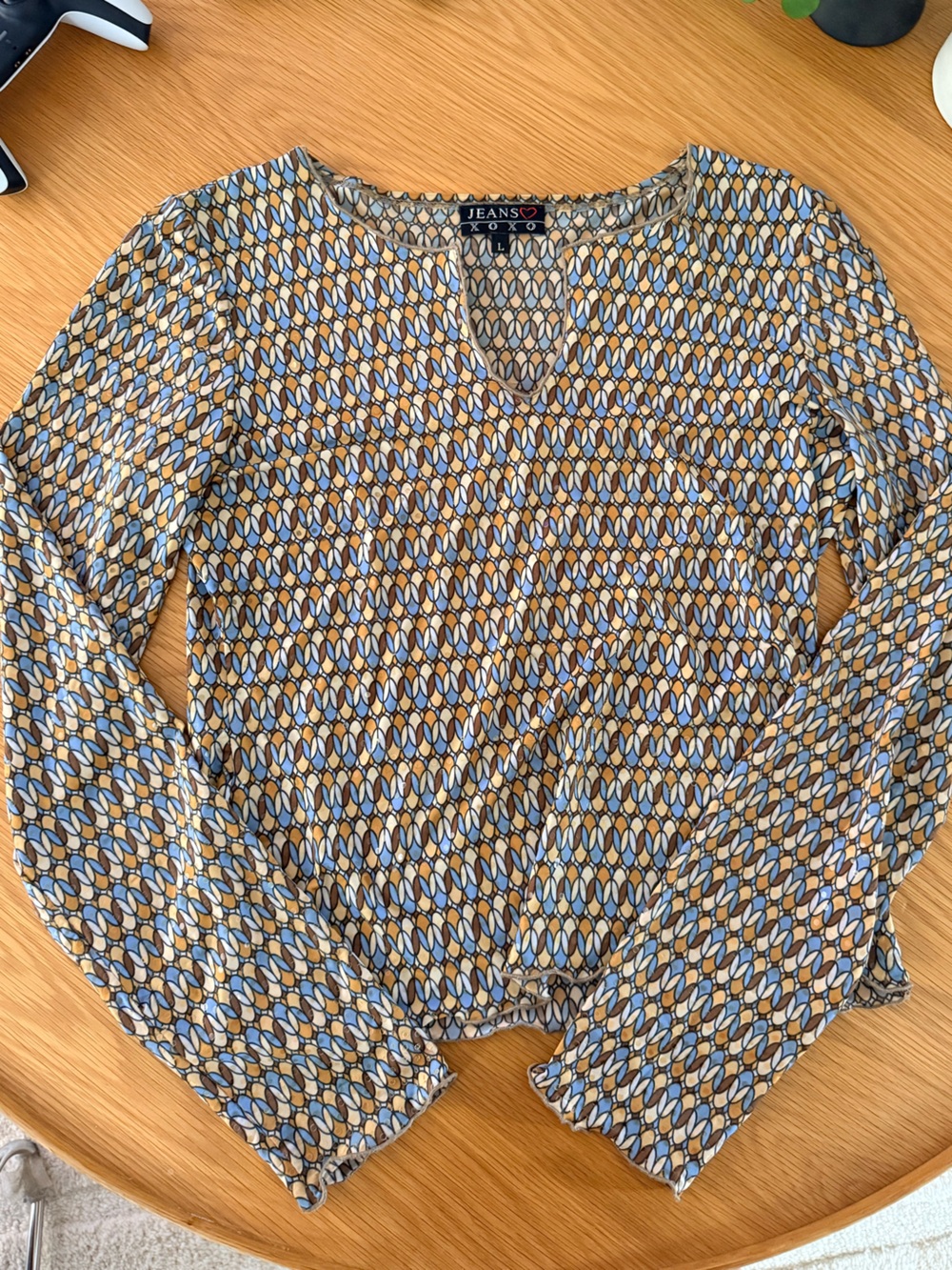 Vintage XOXO Long-Sleeve Patterned Shirt in Blue, Tan & White
